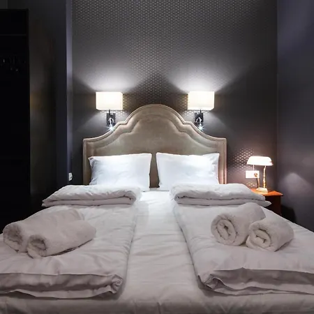 Couette-café Cocorico Old Town Adults Only