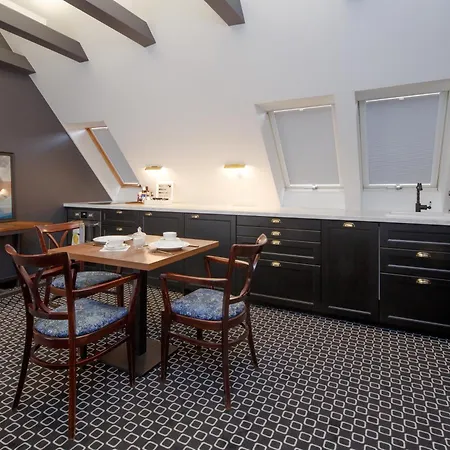 Cocorico Old Town Adults Only Bed & Breakfast